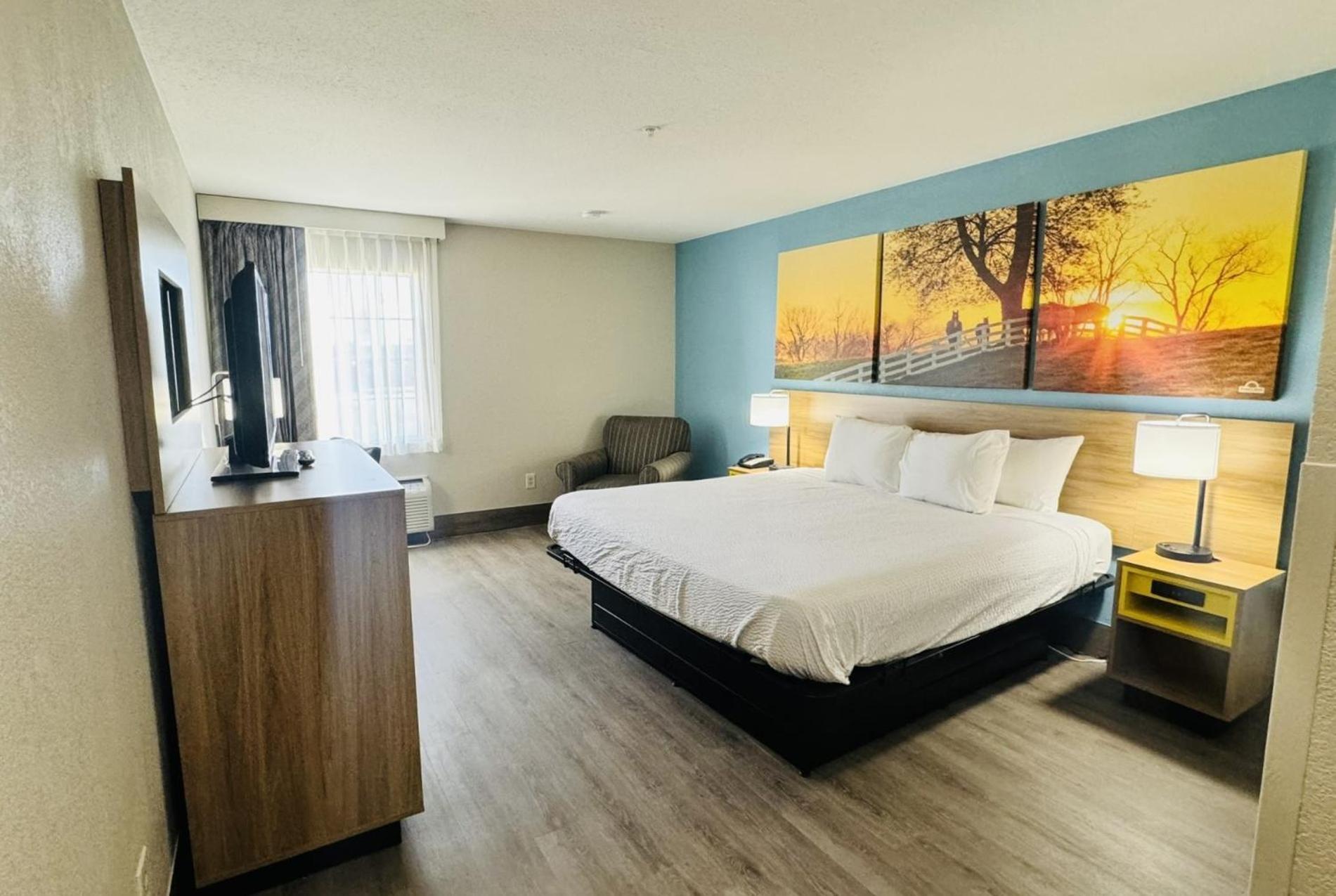 Days Inn By Wyndham Shawnee Esterno foto