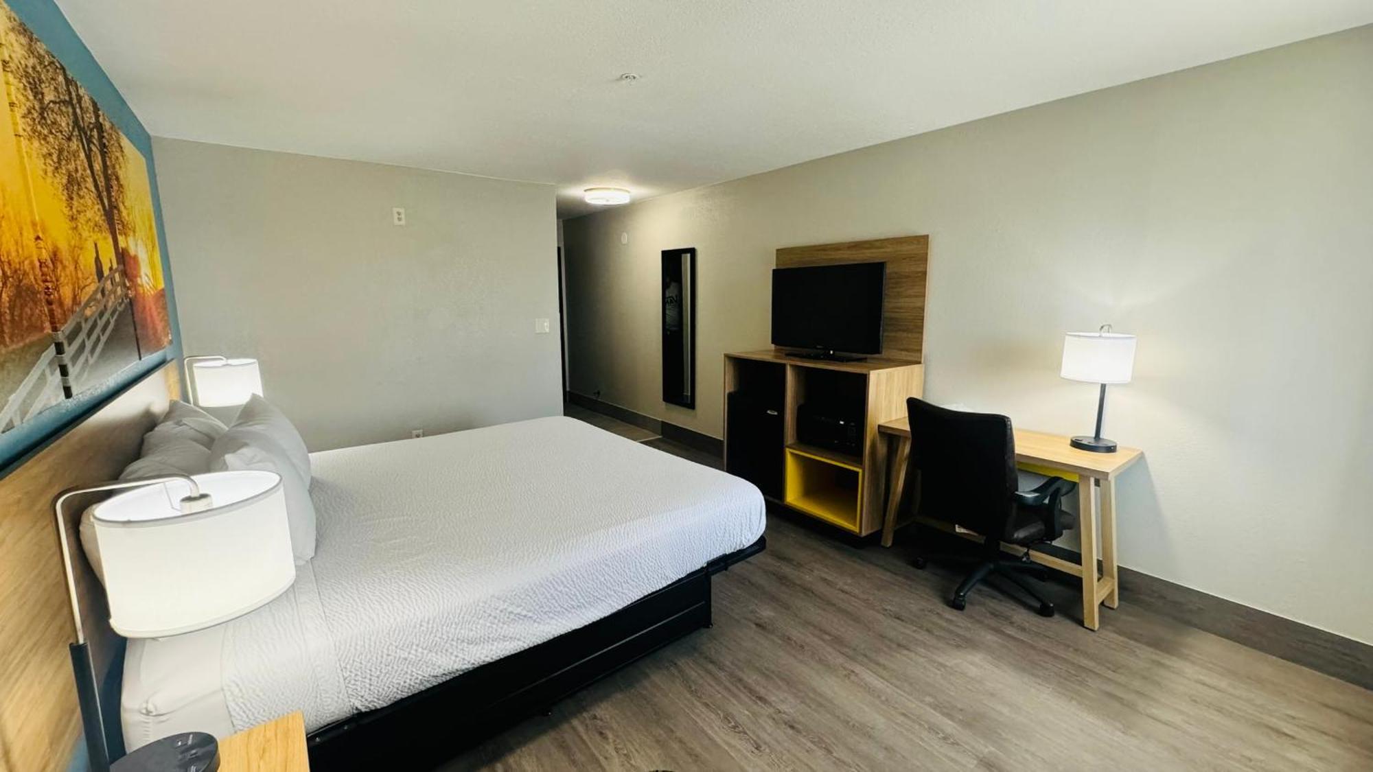 Days Inn By Wyndham Shawnee Esterno foto